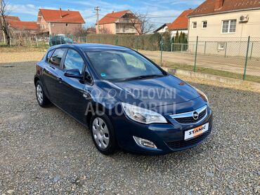 Opel Astra J 1.4 Turbo  Nemačka