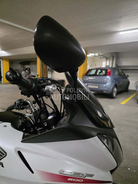 Honda cbf600sa