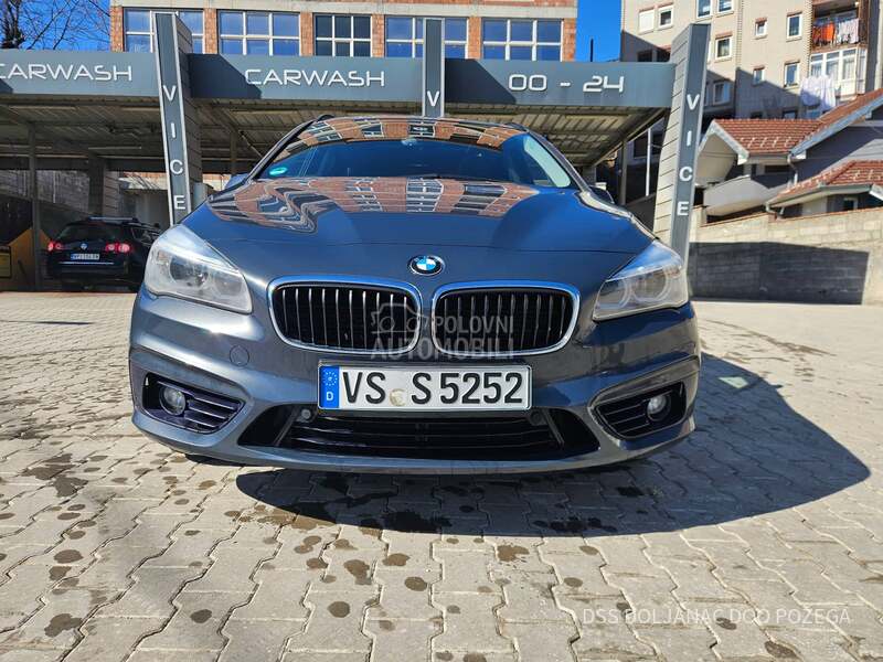 BMW 220 2.0