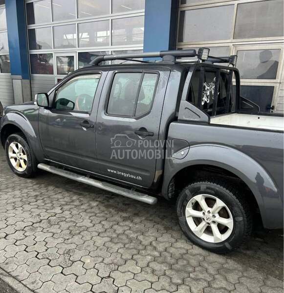 Nissan Navara dCi 2.5 Švajcarska