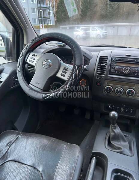 Nissan Navara dCi 2.5 Švajcarska