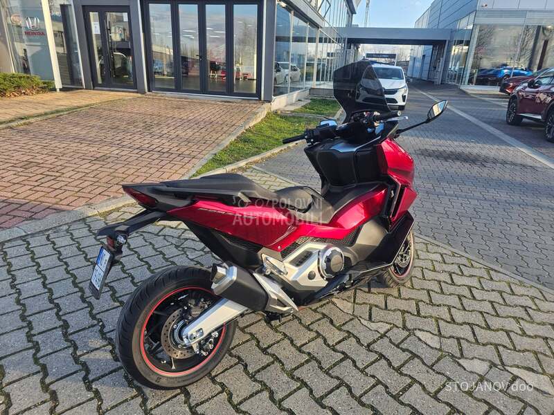 Honda FORZA 750