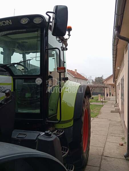 Claas Arion 620c