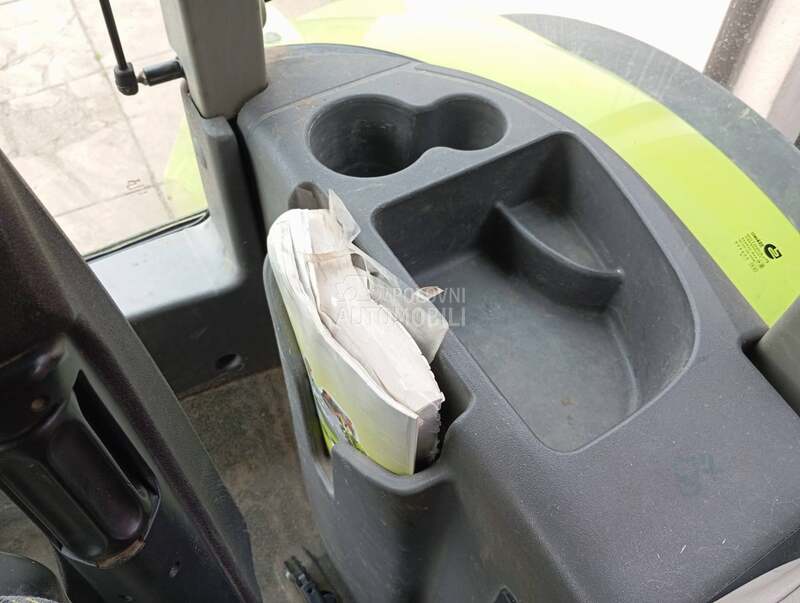 Claas Arion 620c