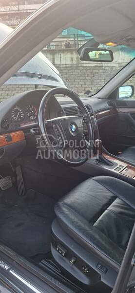BMW 740 4.0 V8