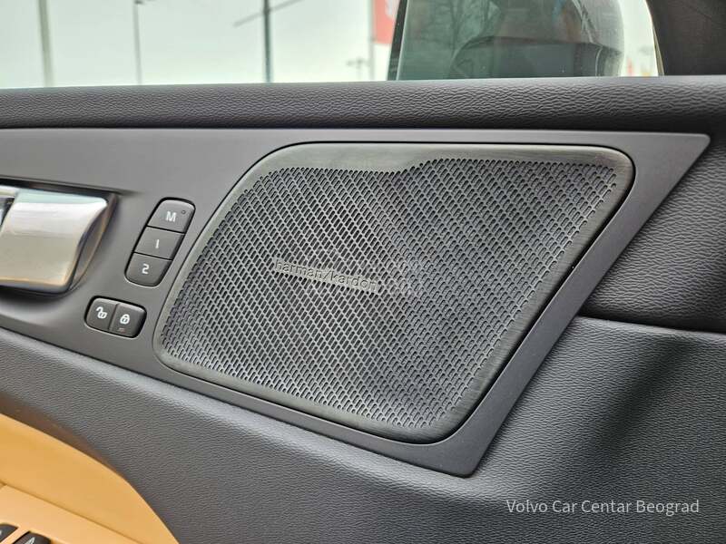 Volvo XC60 B5 ULTIMATE STYLE