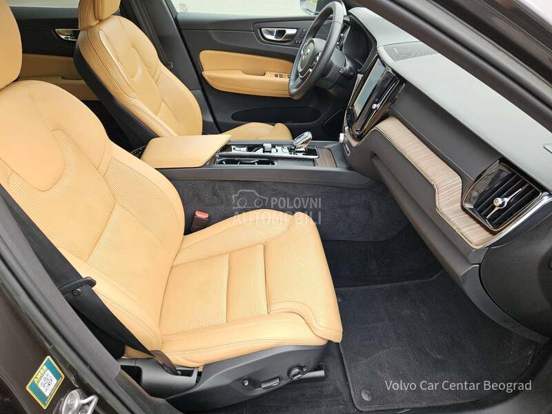 Volvo XC60 B5 ULTIMATE STYLE