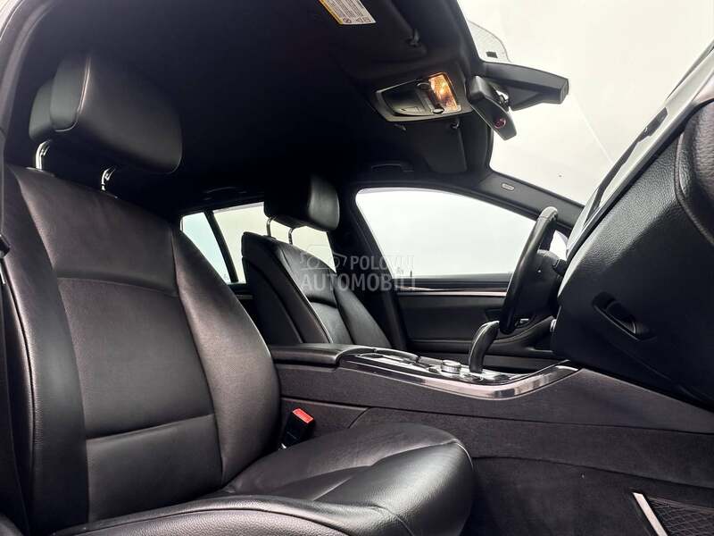 BMW 520 D184/WhiteBlack