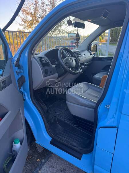 Volkswagen Transporter T5 