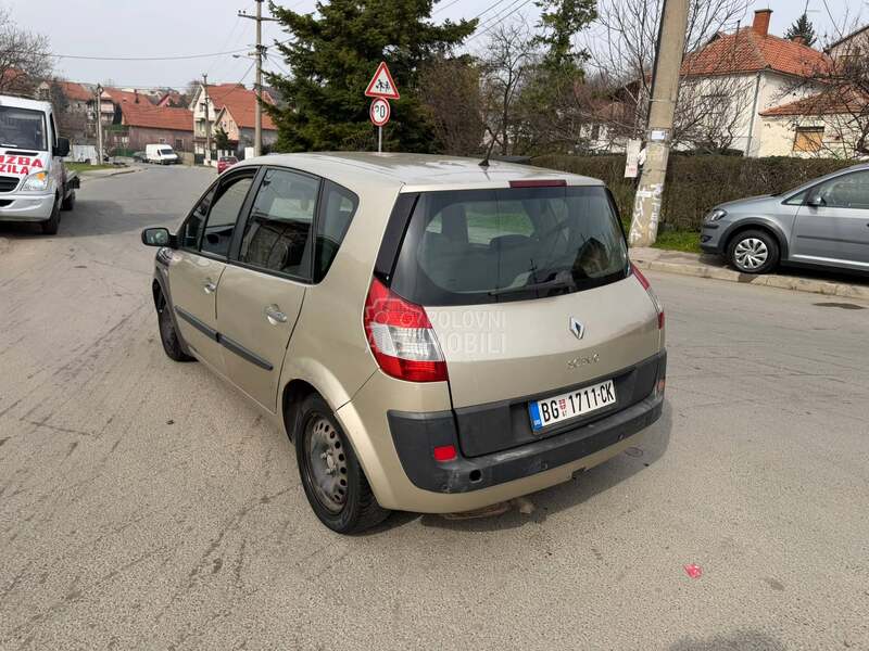 Renault Scenic 