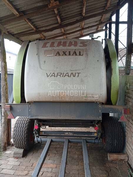 Claas Variant 360
