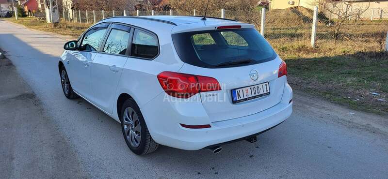 Opel Astra J 1.4