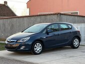 Opel Astra J 1.4TURBO/BiXenon/LED