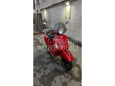 Vespa GTS SUPER 300