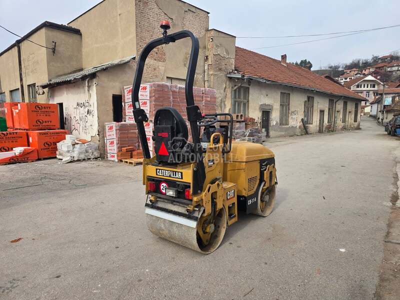CAT CB 114