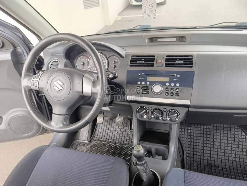 Suzuki Swift 1.3