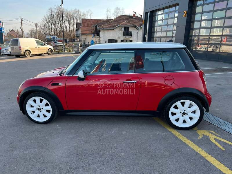 MINI One 
