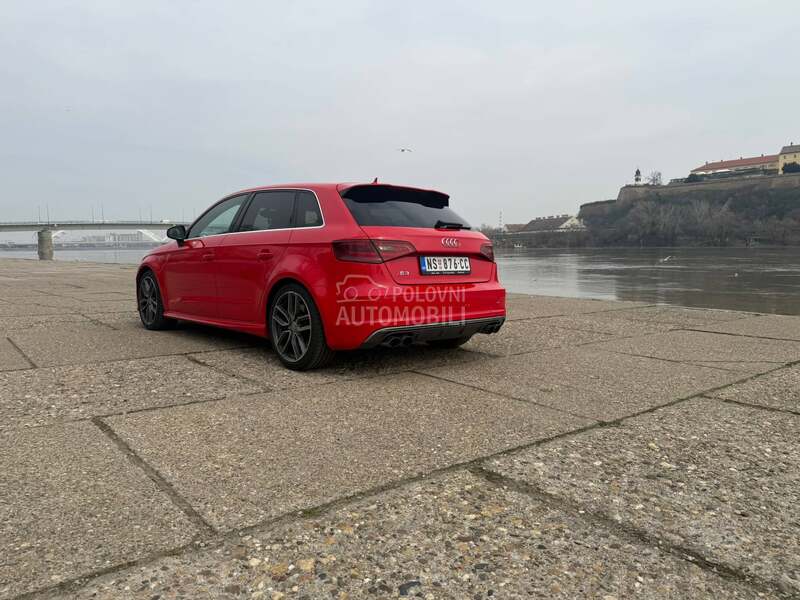 Audi S3 