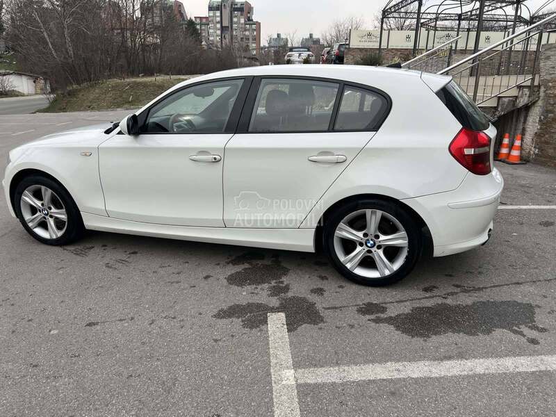 BMW 118 