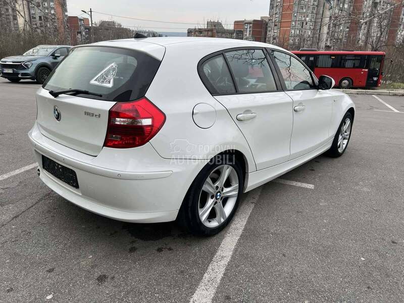 BMW 118 