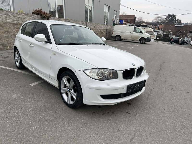 BMW 118 