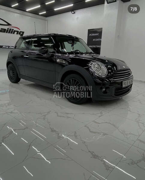 MINI One 
