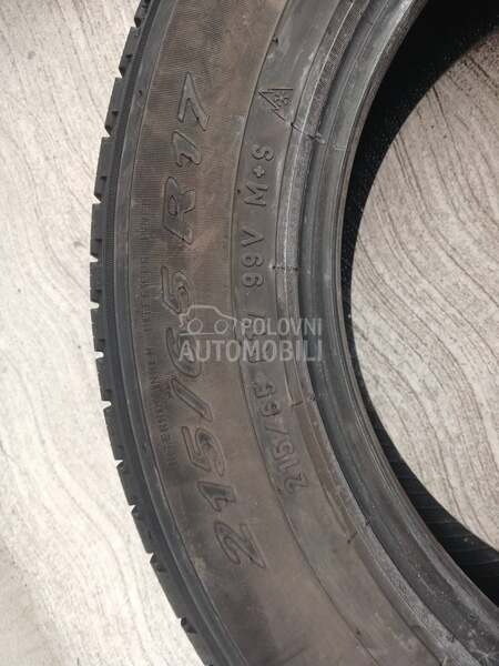 Pirelli 215/65 R17 Letnja