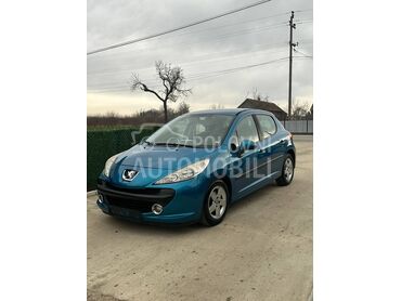 Peugeot 207 1.4VTI