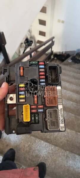 BSM - R09 - osiguracka kutija