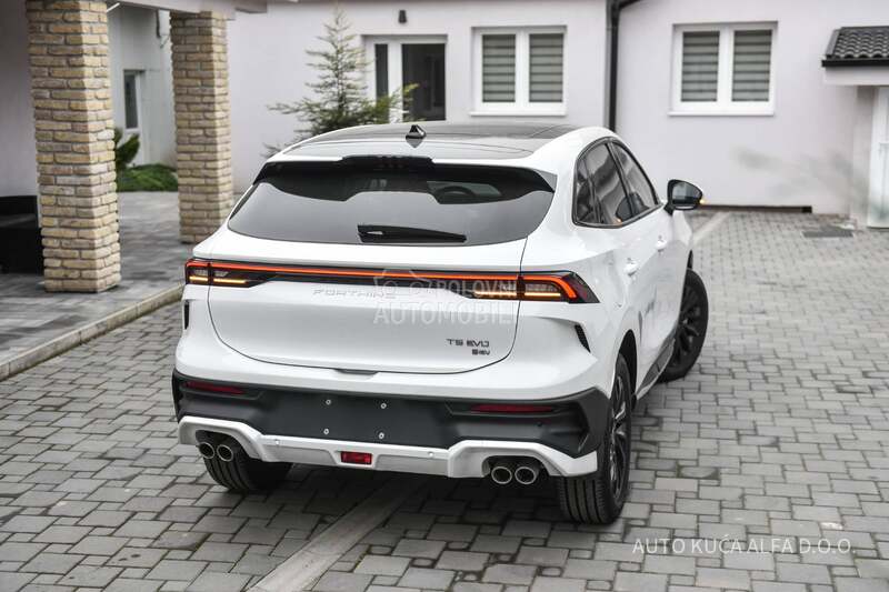 Dongfeng Forthing T5 EVO HEV