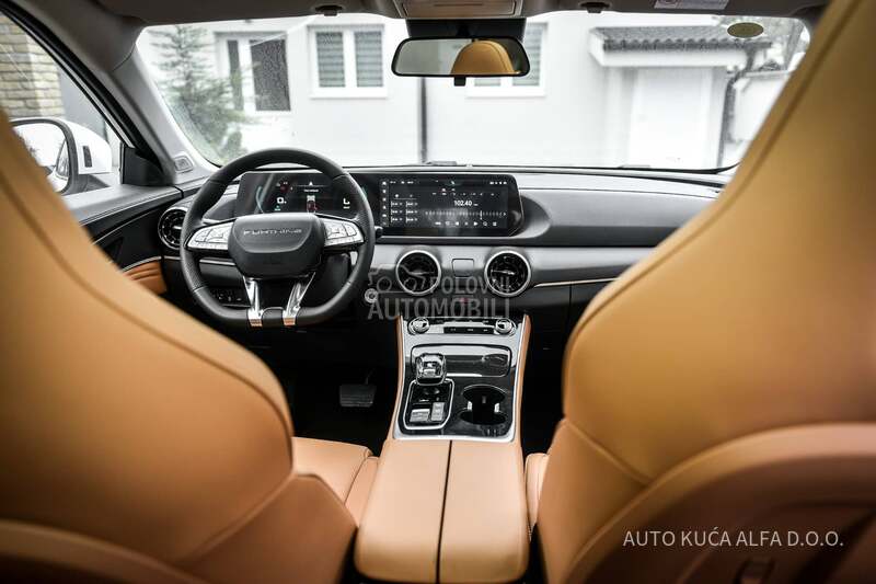 Dongfeng Forthing T5 EVO HEV