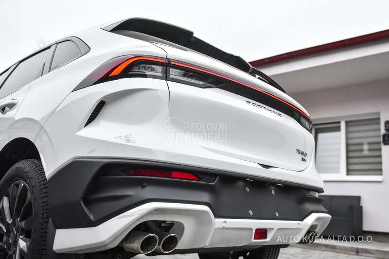 Dongfeng Forthing T5 EVO HEV