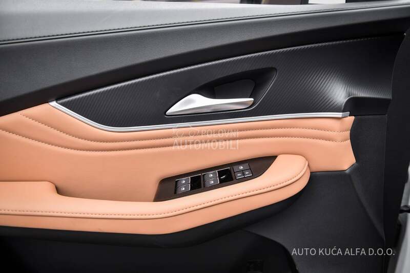 Dongfeng Forthing T5 EVO HEV