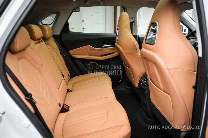 Dongfeng Forthing T5 EVO HEV