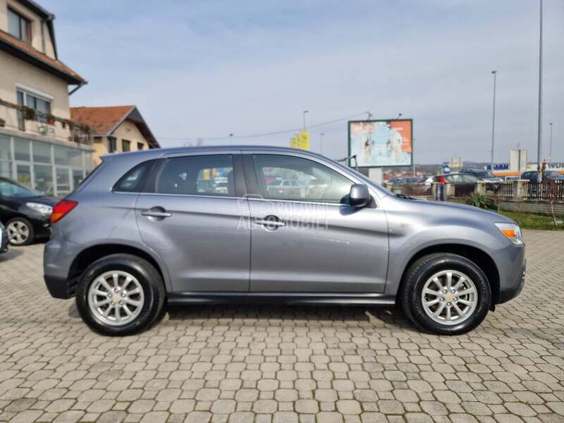 Mitsubishi ASX 4 x 4