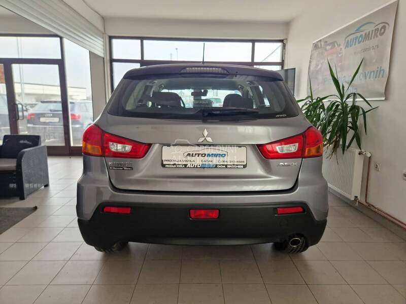 Mitsubishi ASX 4 x 4