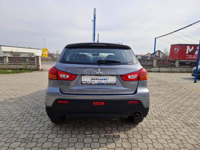 Mitsubishi ASX 4 x 4