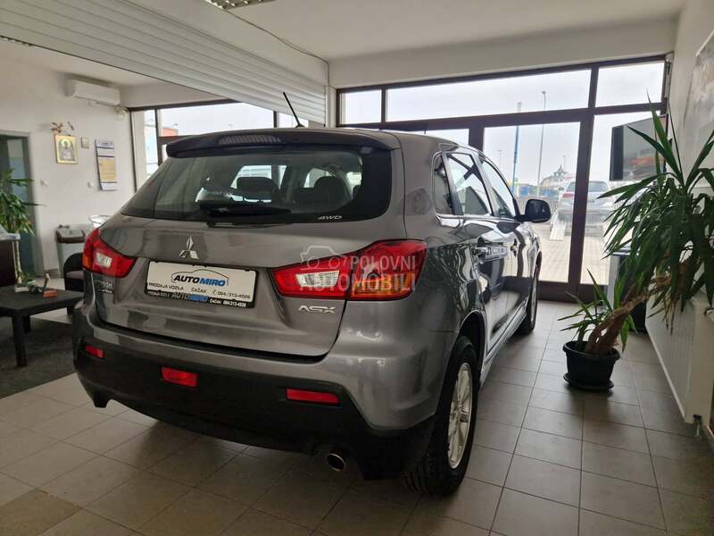 Mitsubishi ASX 4 x 4
