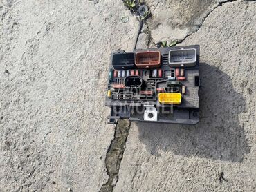 BSM - R05 - osiguracka kutija za Peugeot 3008