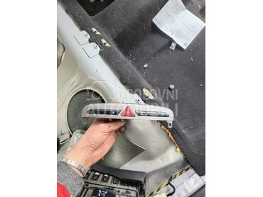 Dugme taster za sva 4 migavca za Peugeot 308