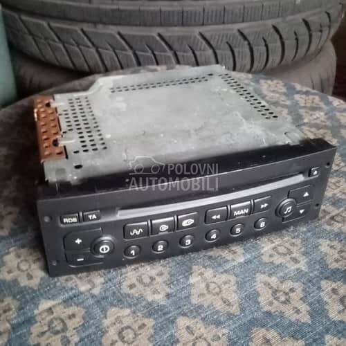 Pežo CD RADIO