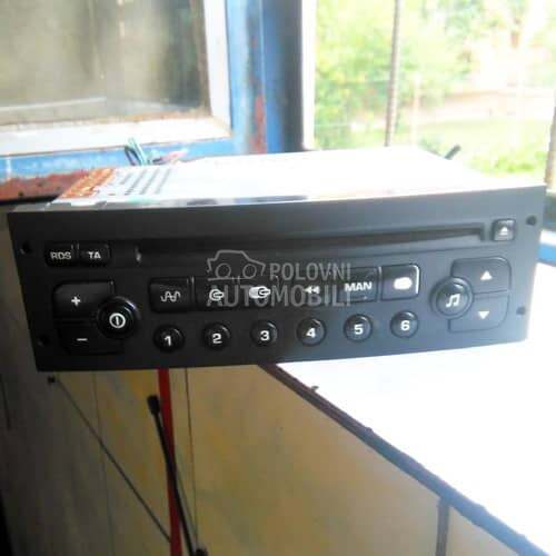 Pežo CD RADIO