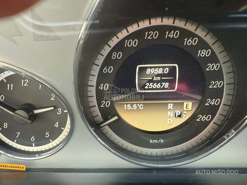 Mercedes Benz E 220 E220cd