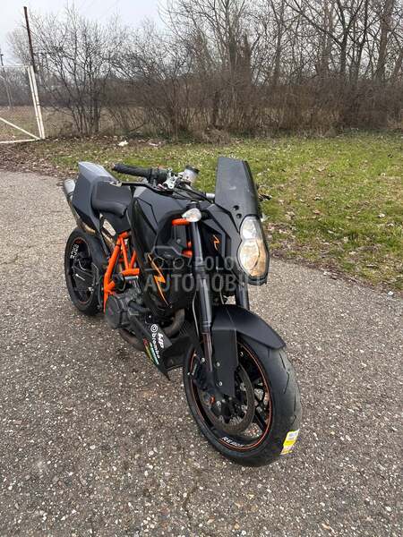KTM SuperDuke R 990