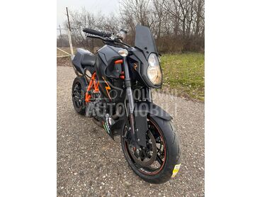 KTM SuperDuke R 990
