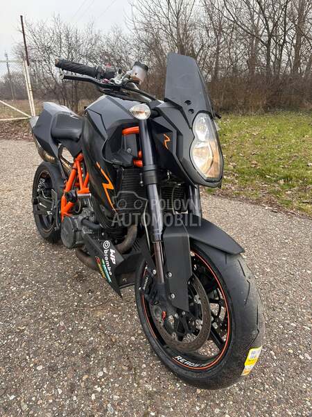KTM SuperDuke R 990