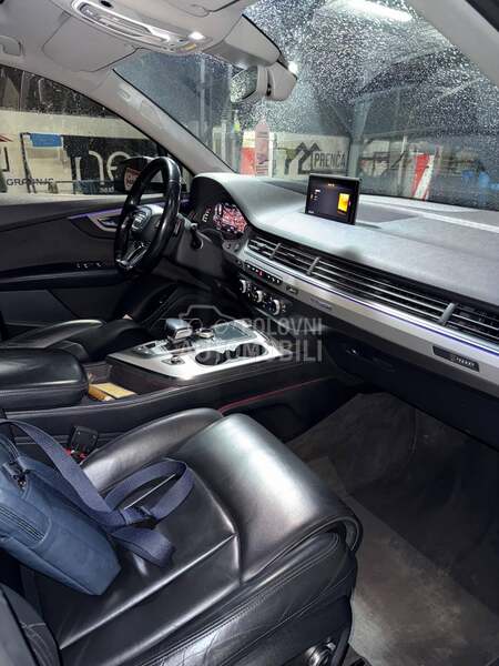 Audi Q7 3.0