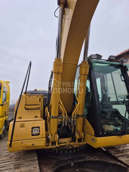 CAT 318