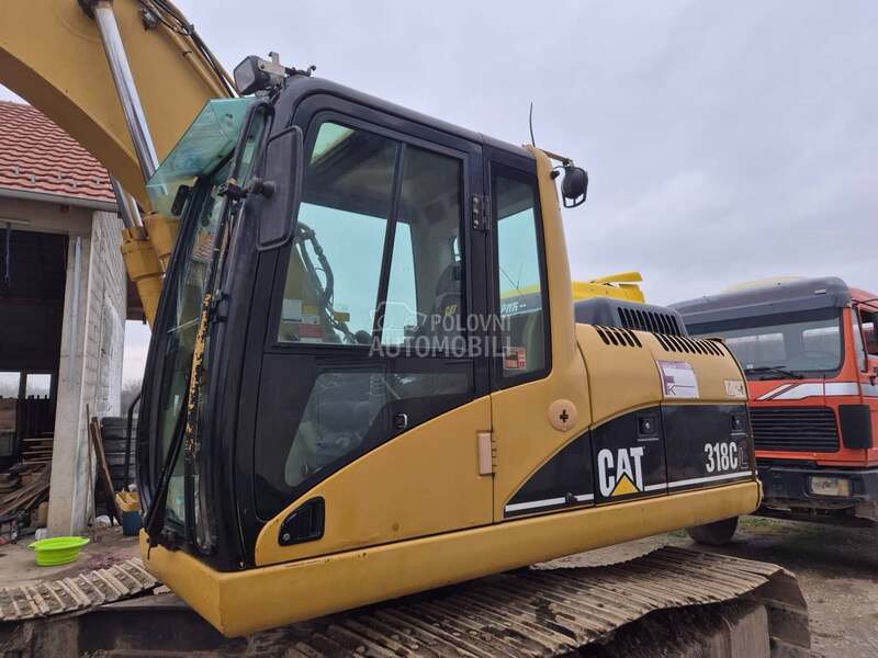 CAT 318