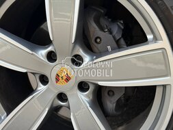 Porsche Cayenne Coupe Chrono Sport slika 11
